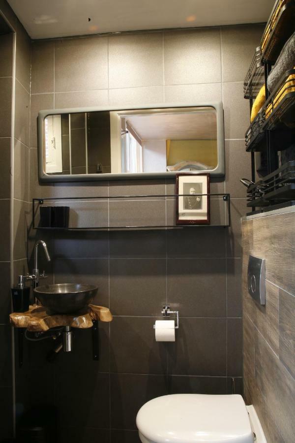 Downtown46 Bed & Breakfast Bergen op Zoom Exterior foto